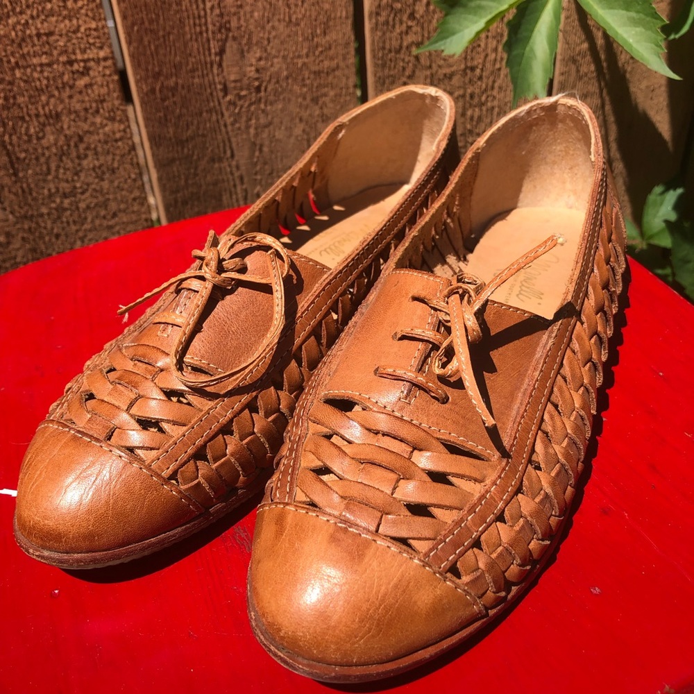 Vintage Huarache Lace Up Ladies 7 1/2 Shoes Brown - Picture 1 of 9